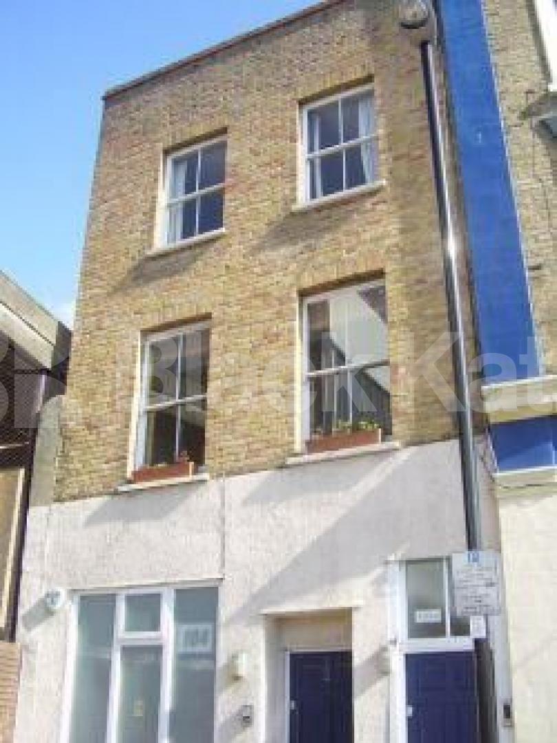 			2 Bedroom, 1 bath, 1 reception Flat			 Blundell Street, ISLINGTON N7